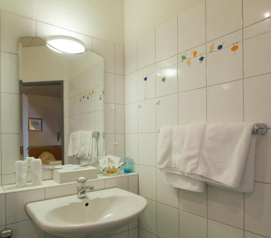 Seehotel Delphin Meisterschwanden Δωμάτιο φωτογραφία